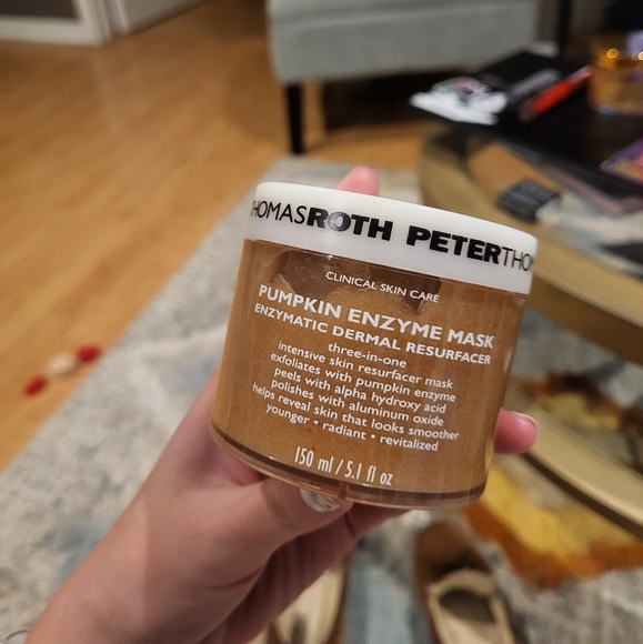 Peter Thomas Roth pumpkin enzyme mask enzymatic dermal resurfacer face mask - Picture 3 of 3